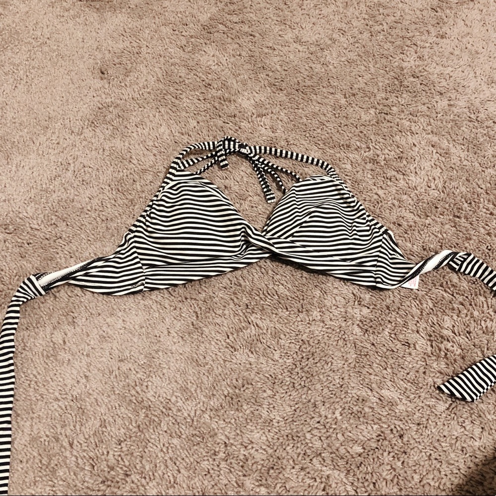 Black and white striped padded bikini top.